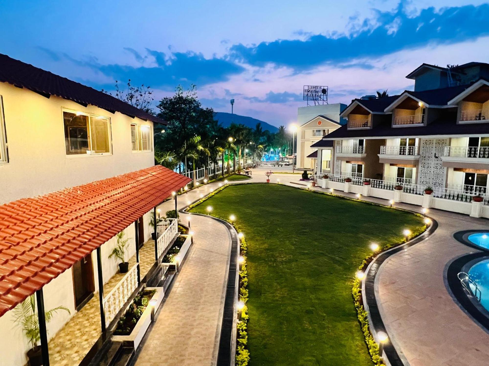 The Grand Leela Resort Khopoli Ngoại thất bức ảnh