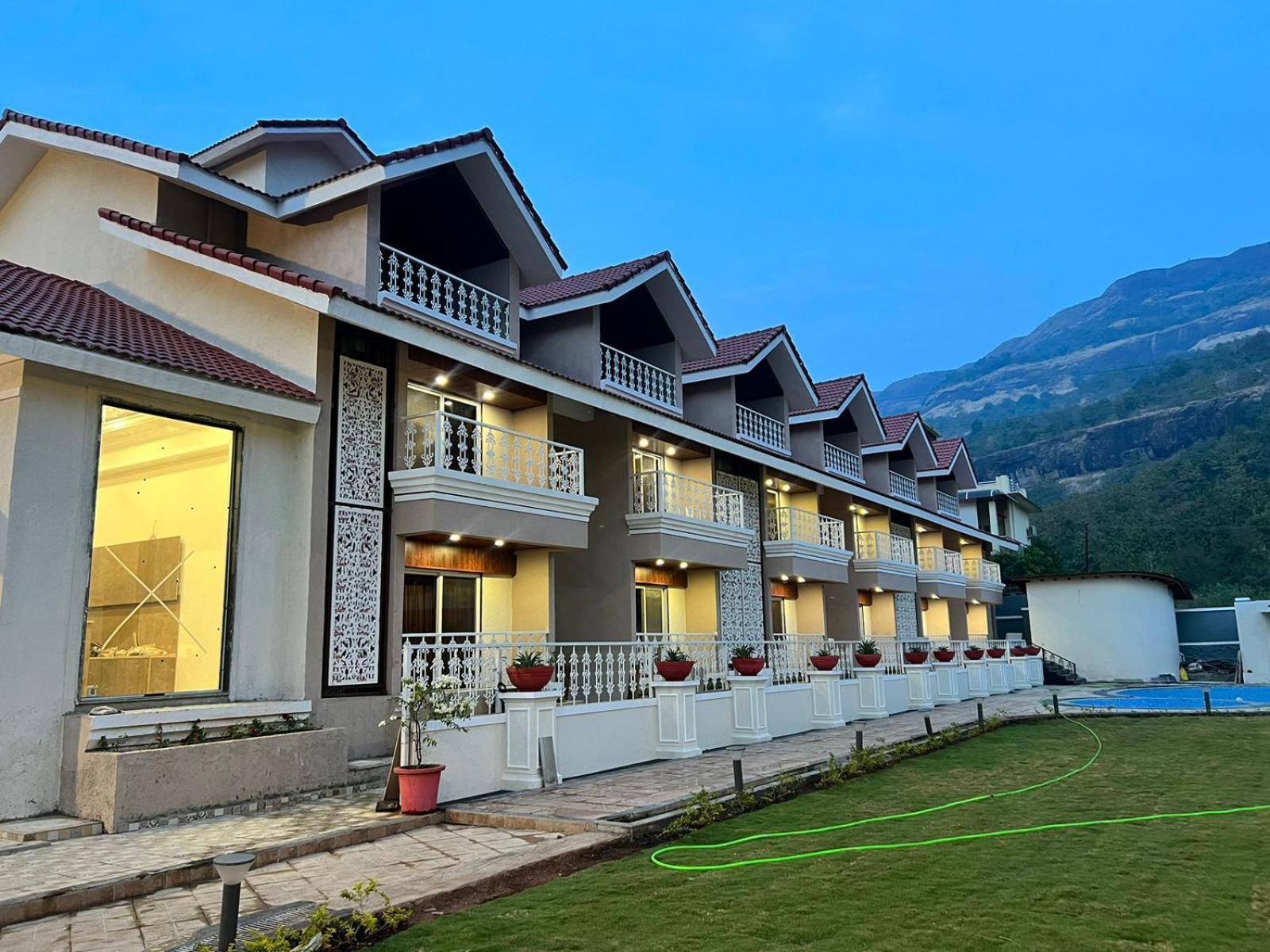The Grand Leela Resort Khopoli Ngoại thất bức ảnh