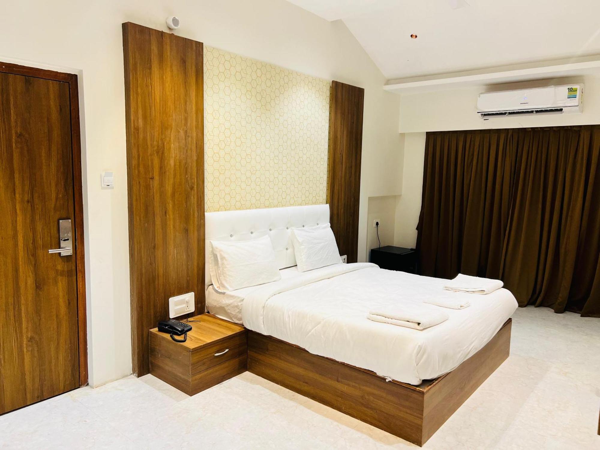 The Grand Leela Resort Khopoli Ngoại thất bức ảnh