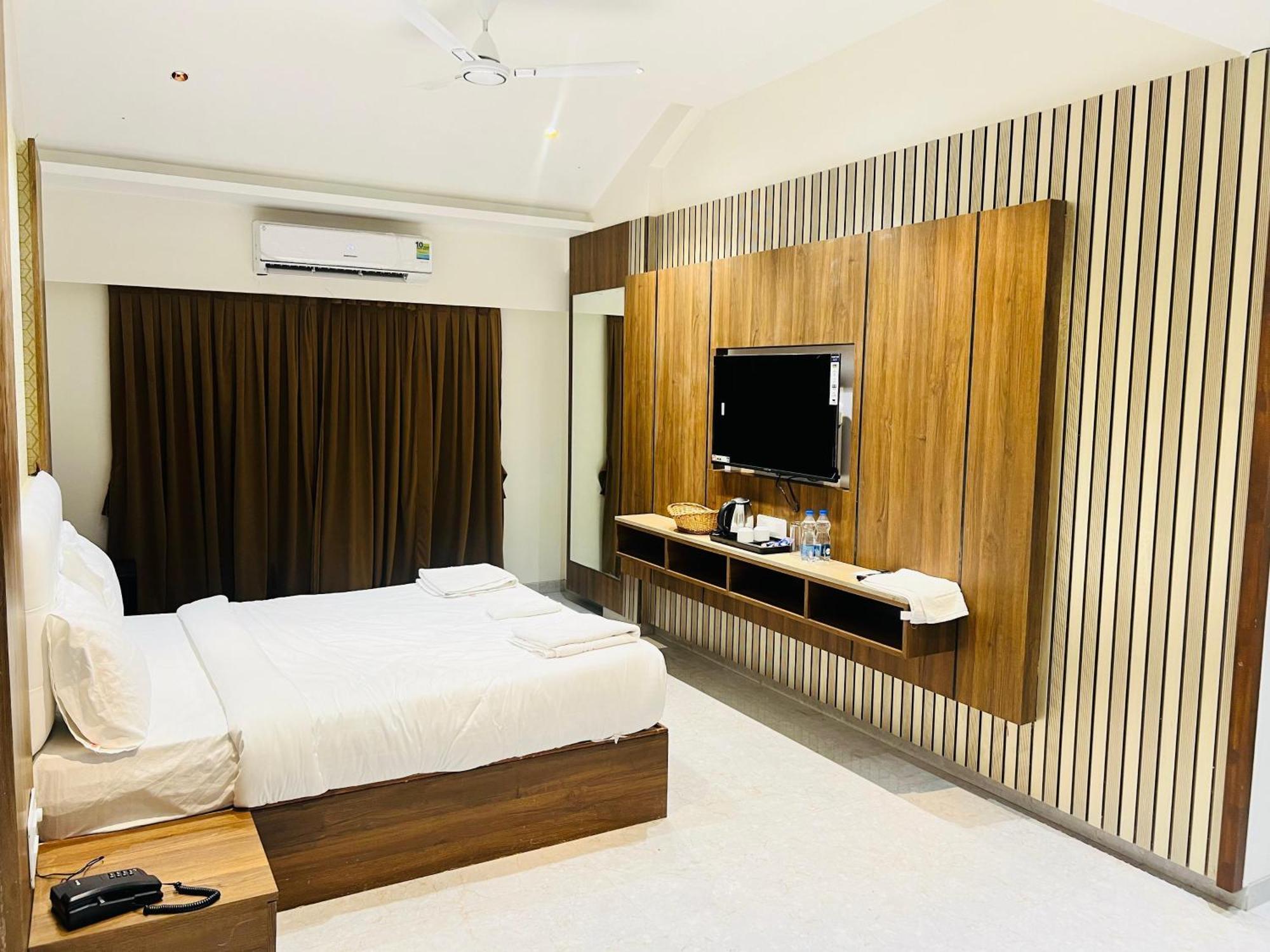 The Grand Leela Resort Khopoli Ngoại thất bức ảnh